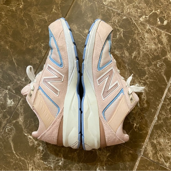 New Balance 990v5 Shoes - Cherry Blossom/Team Carolina - Picture 4 of 8